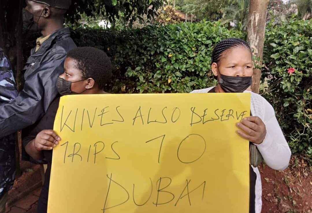 Uganda Police arrest women caught protesting over side-chic rivalry – Nairobi News