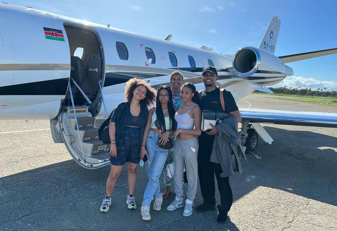 Samuel Eto’o tours Kenyan Coast with family – Nairobi News