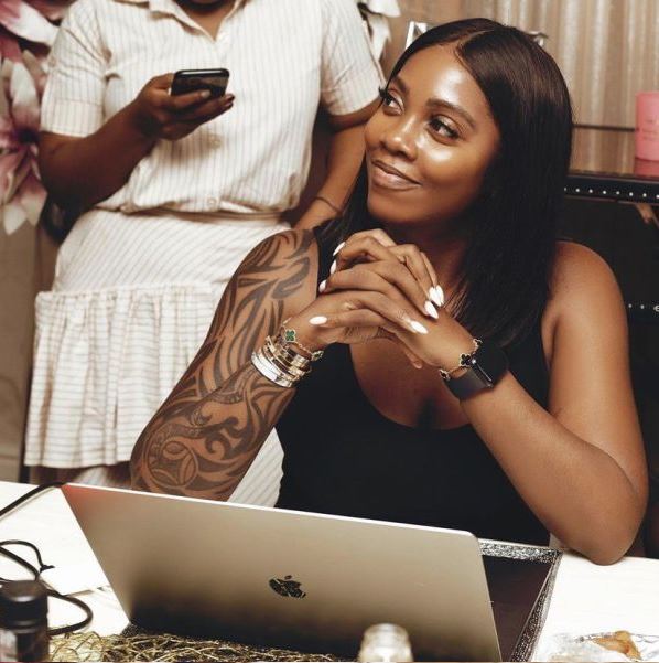 Check out trending pictures of Tiwa Savage one hand hot tattoo 👀🔥🔥🔥🔥  Repoint her title, Africa bad gyal 😁. She's pret... | Instagram